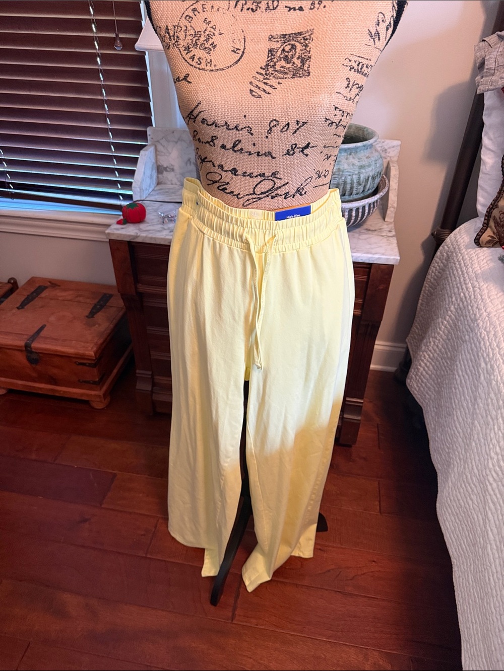JoyLab Light Yellow Kids Wide-Leg Pull-On Sweatpants